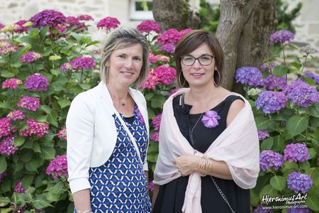 Le mariage de Floriane et Adrien à Ploneis et célébré à la ferme de Trézulien à Douarnenez